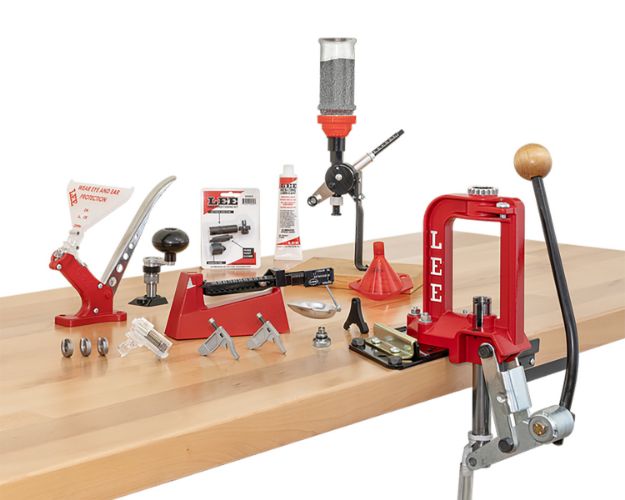 Picture of LEE 90030 CHALLENGER KIT W/BREECH LK