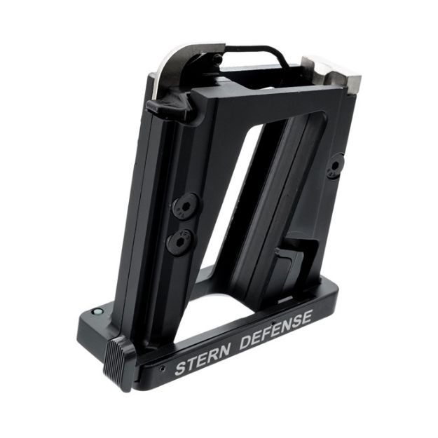 Picture of Ar-15 9Mm Coversion Adapter For Beretta 92 Magazines