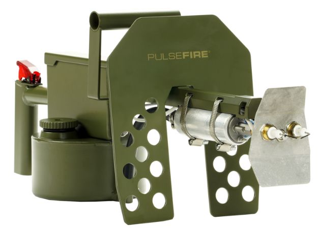 Picture of Exothermic Technologies Pulsefire Lrt Green Powder Coated Aluminum/Brass/Viton 25 Ft Flame Range 25.70" Long Fuel Gasoline/Gasoline, Diesel Mix Includes Battery/Battery Charger 